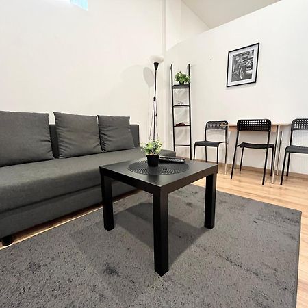 Apartment Central 10A 40Qm Wi-Fi Free Parking Calm Back House Dortmund Exterior foto